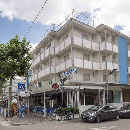 Hotel Sanremo Rímini Exterior foto