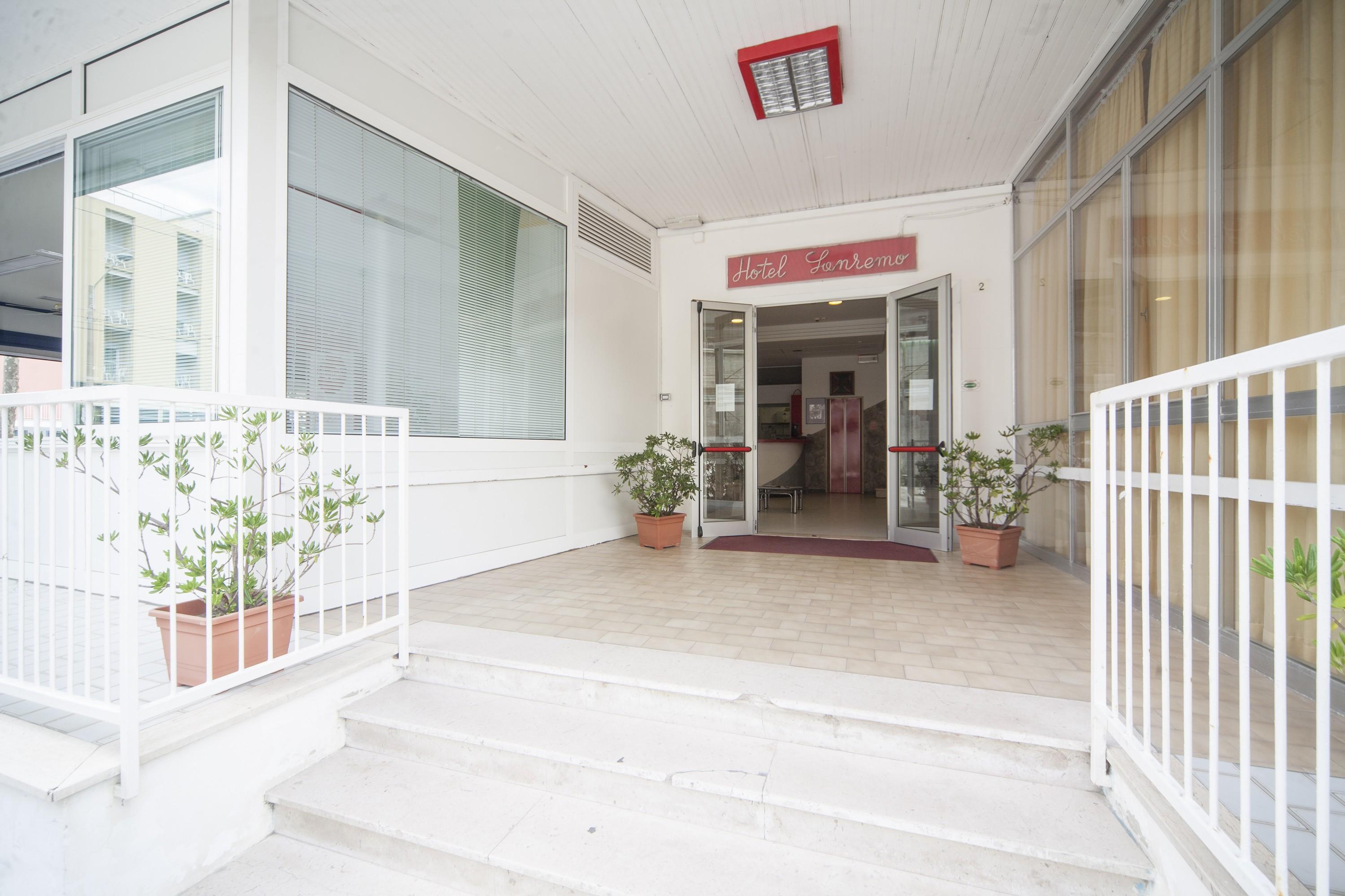 Hotel Sanremo Rímini Exterior foto