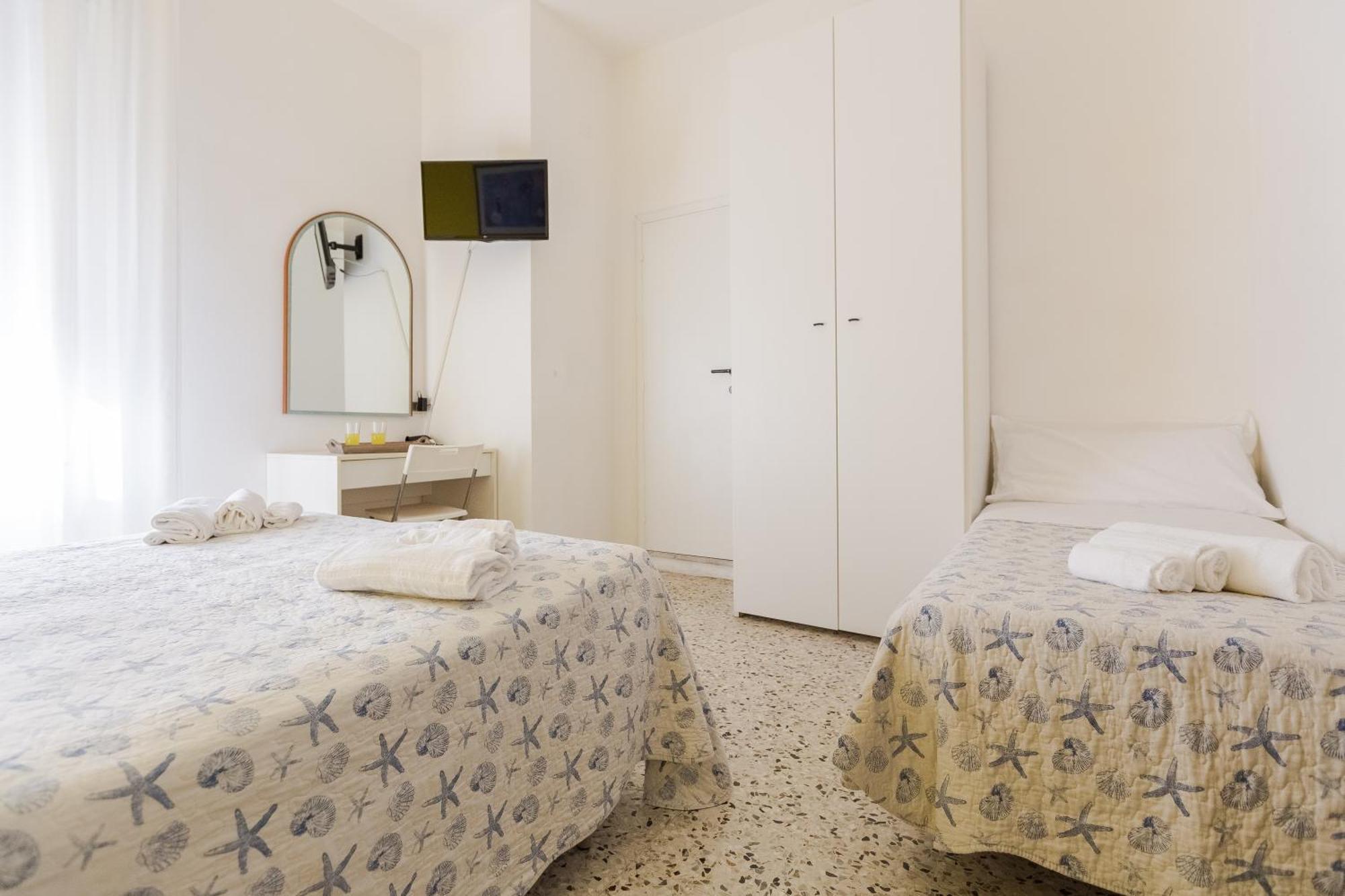 Hotel Sanremo Rímini Habitación foto