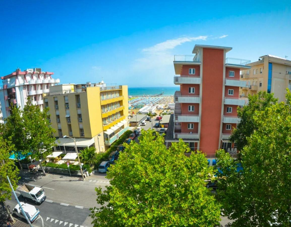 Hotel Sanremo Rímini Exterior foto